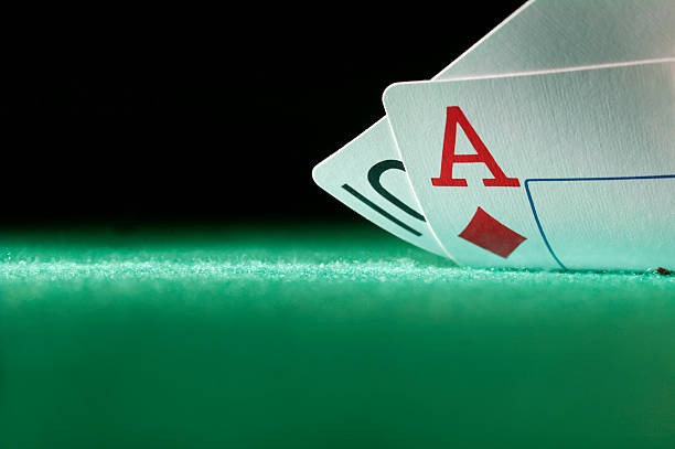 Live dealer tables available on sortoto during tournament breaks